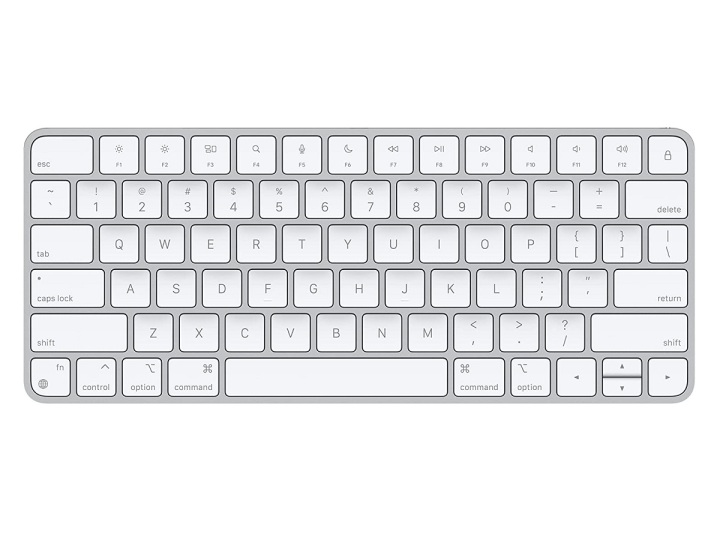 لوحة مفاتيح Apple Magic اللاسلكية على خلفية بيضاء.
